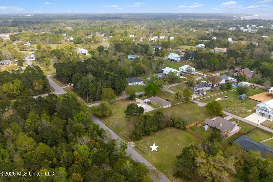 606 Sears Avenue, Waveland, MS 39576 - #2