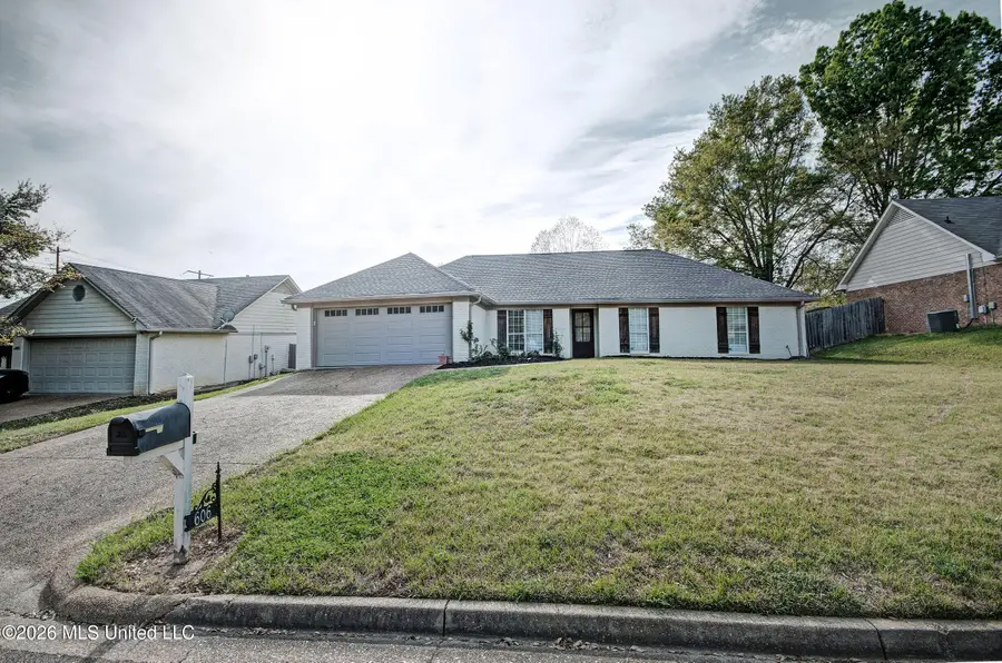 606 Honeysuckle Drive, Madison, MS 39110 - #2