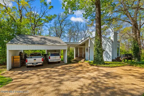 825 Crestview Drive, Yazoo City, MS 39194