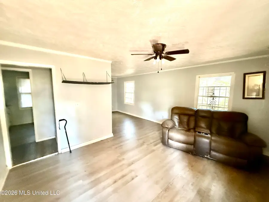 2607 Brookwood Drive, Jackson, MS 39212 - #3