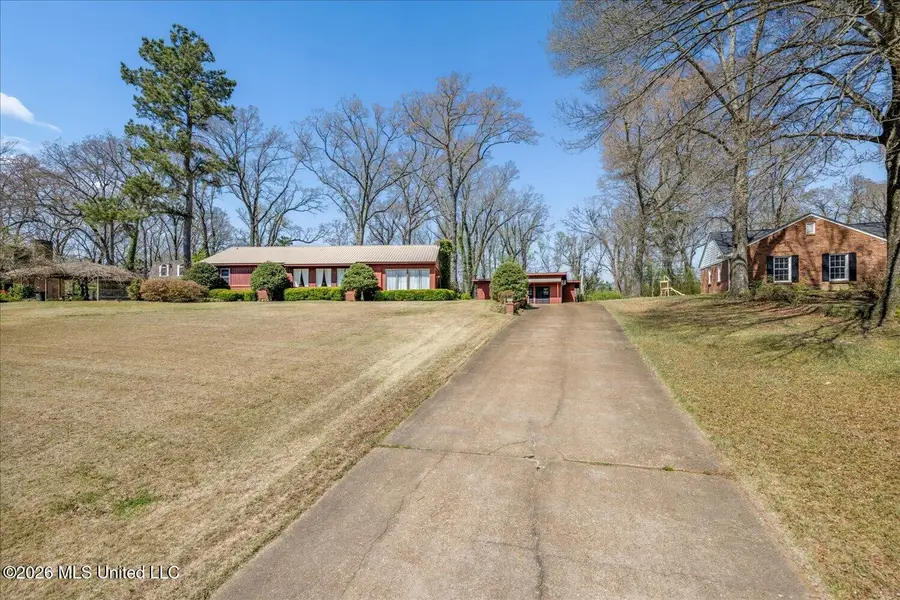 560 Woodland Heights, Holly Springs, MS 38635 - #3