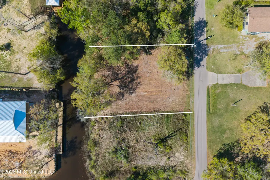 24 Fiber Street, Bay Saint Louis, MS 39520 - #3