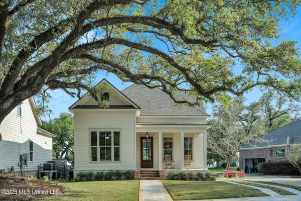 425 2nd Street, Gulfport, MS 39507