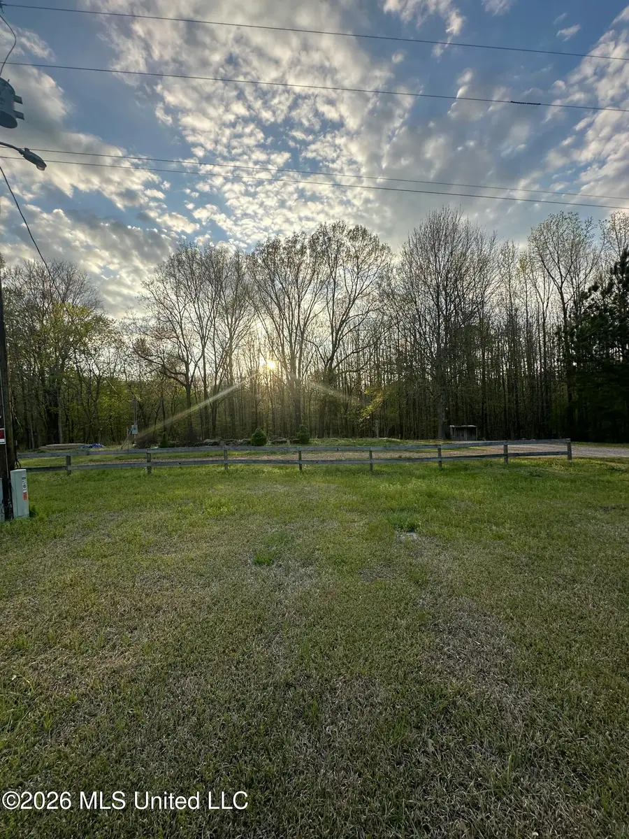 3815 S Highway 301, Hernando, MS 38632 - #3