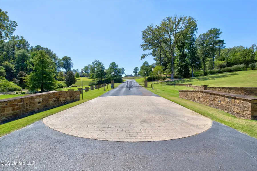 8 Plank Road, Hernando, MS 38632 - #3