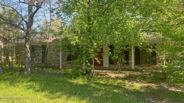 1886 Smallwood Street, Jackson, MS 39212