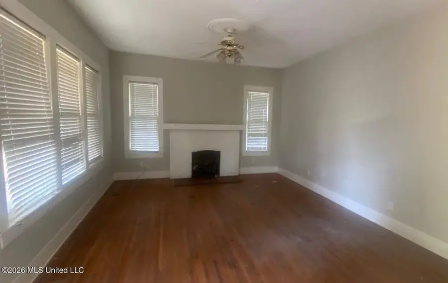 217 E Center Street, Canton, MS 39046 - #3