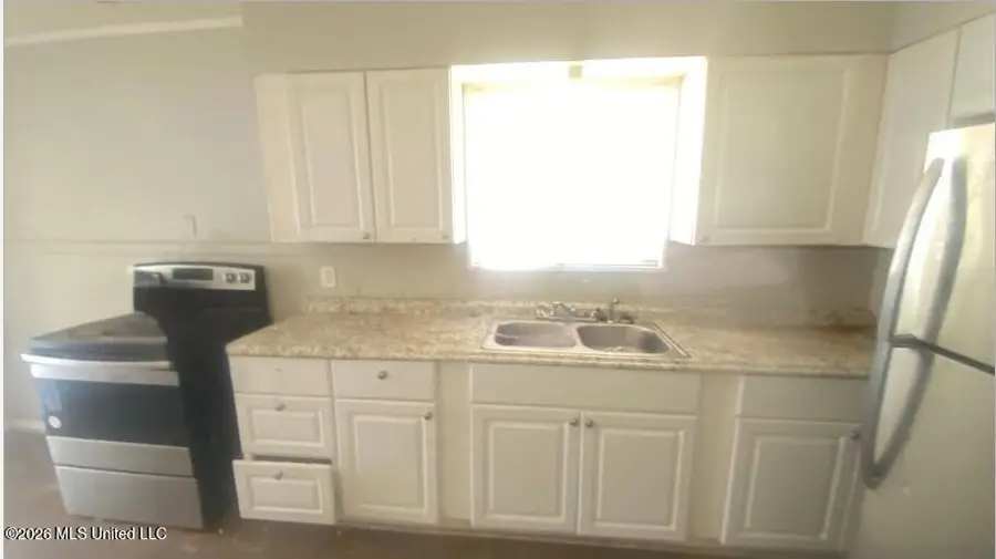 3129 Lakewood Drive, Jackson, MS 39212 - #2