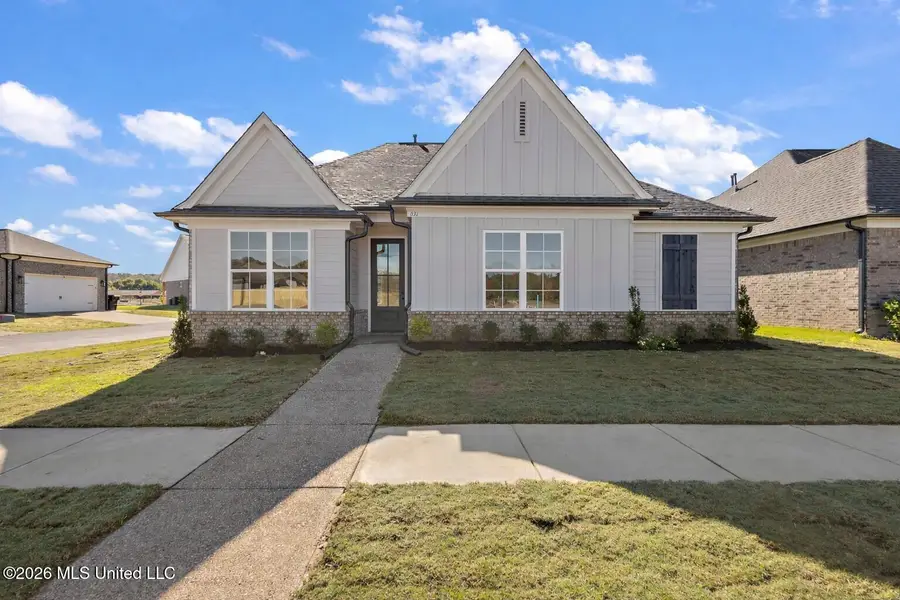 433 Sunflower Street, Nesbit, MS 38651 - #2