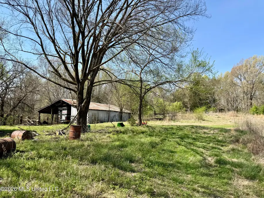 14211 Brownsferry Road, Sarah, MS 38665 - #3