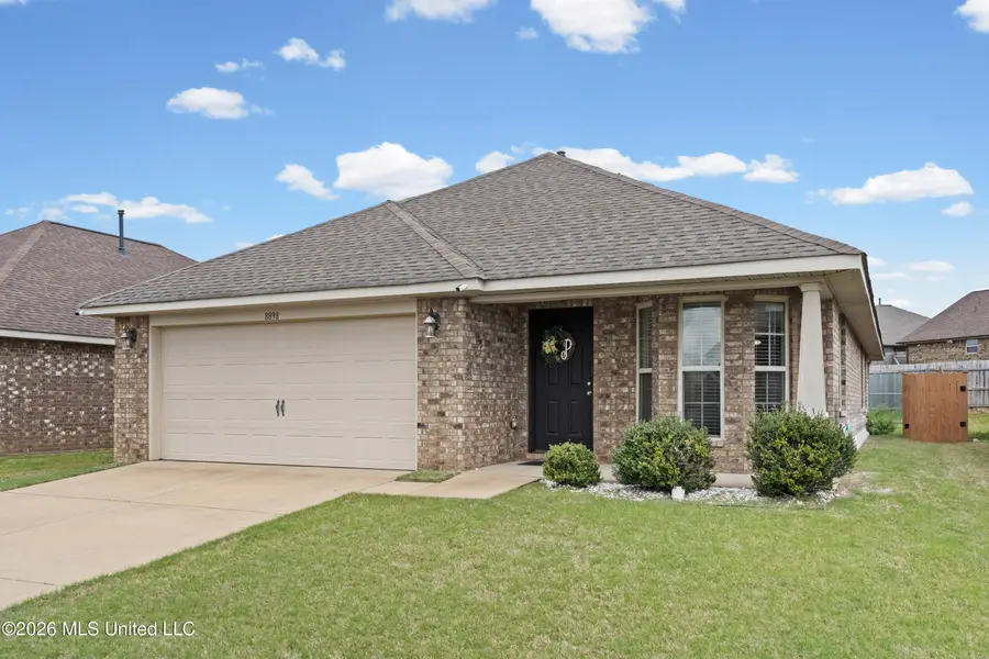8898 Kathryn Grace Drive, Southaven, MS 38671 - #2