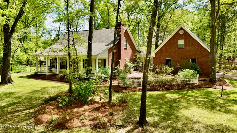 10 Charleston Avenue, Clinton, MS 39056 - #2