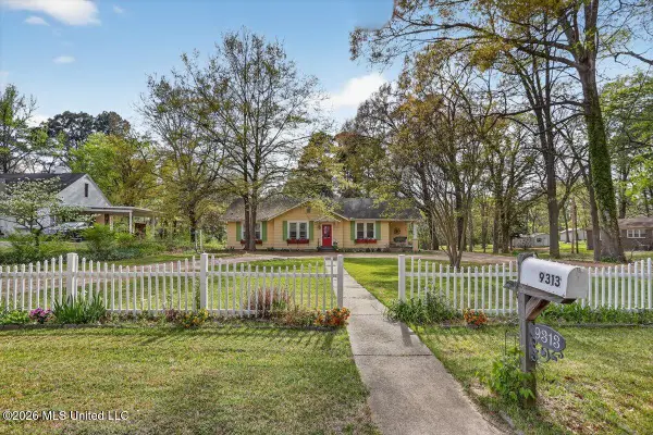 9313 Pigeon Roost Road, Olive Branch, MS 38654