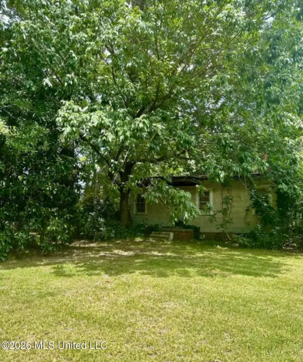 3311 Campbell Drive, Hattiesburg, MS 39401