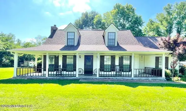 3079 Lake Grove Drive, Hernando, MS 38632