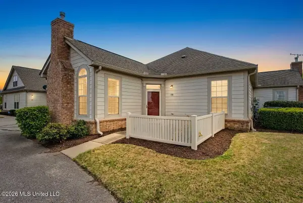 8759 Parkview Oaks Circle, Olive Branch, MS 38654