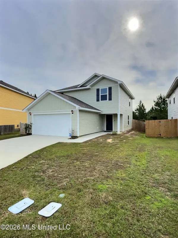 2008 Napoleon Street, Ocean Springs, MS 39564