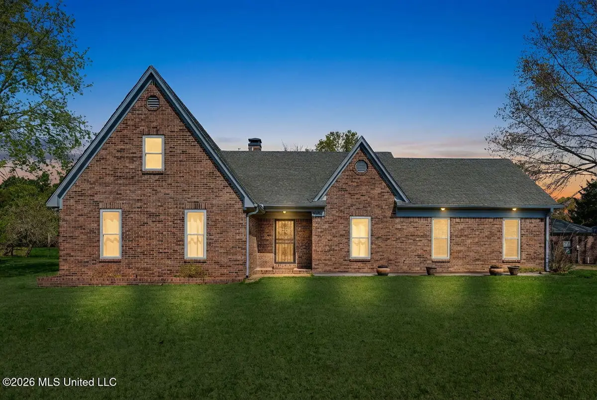 5900 Paloma Drive, Olive Branch, MS 38654 - #1