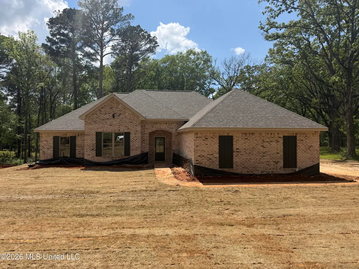 219 Walter Jones Road, Mendenhall, MS 39114 - #1