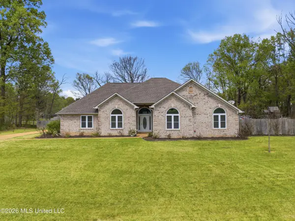 5562 Corey Cove, Horn Lake, MS 38637