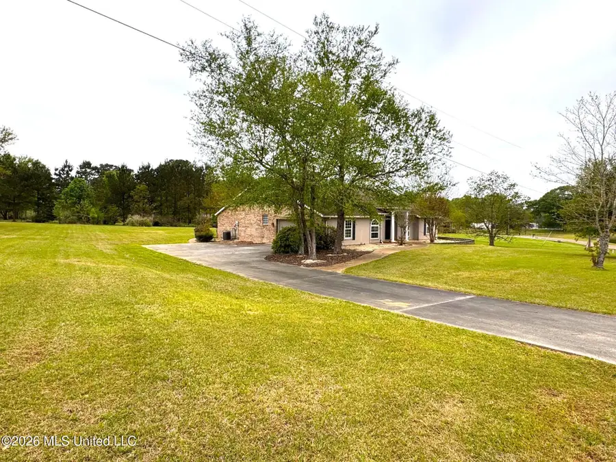 1038 Deerfield Road, Summit, MS 39666 - #3