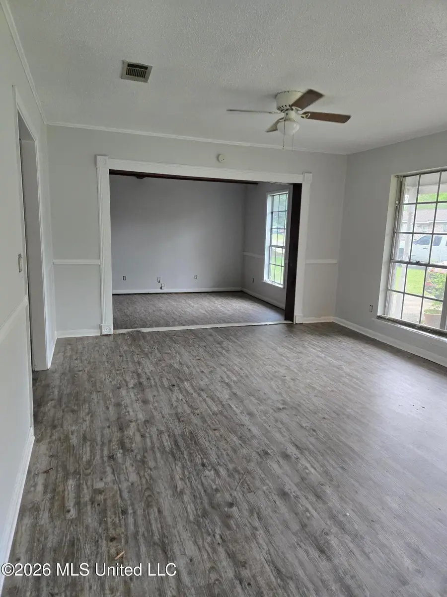 2710 E Angela Circle, Gulfport, MS 39503 - #2