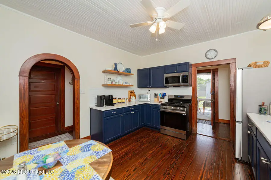 203 Jeff Davis Avenue, Waveland, MS 39576 - #3