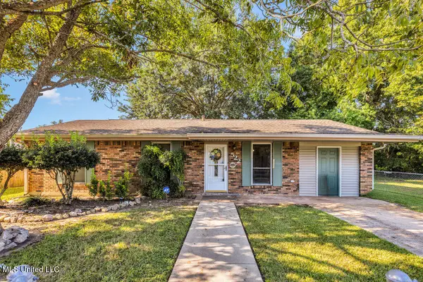 522 Genin Street, Bay Saint Louis, MS 39520