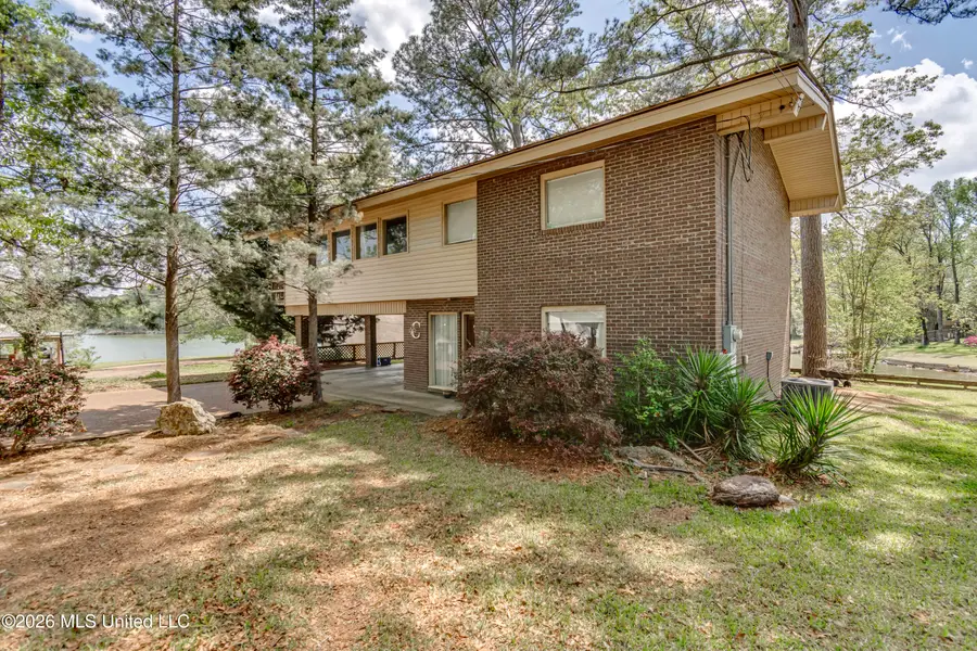 105 Point Clear, Florence, MS 39073 - #2