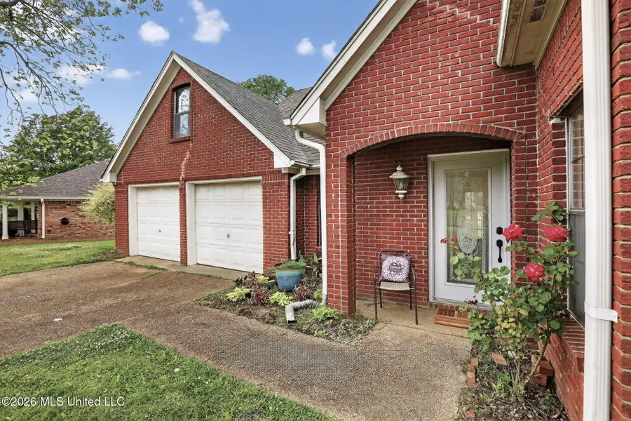 614 Spencer Drive, Brandon, MS 39042 - #3