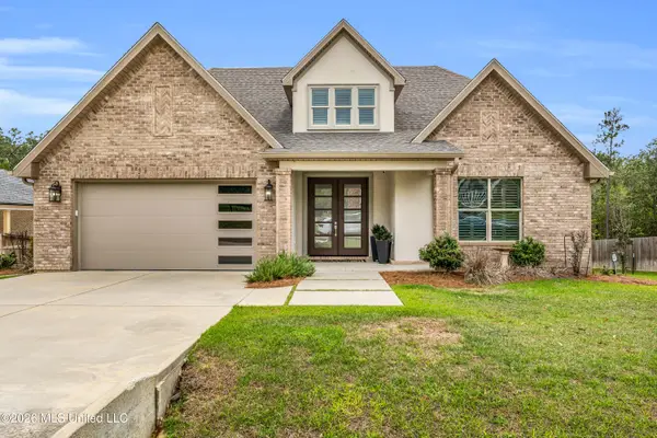 7523 Crooked Stick Drive, Diamondhead, MS 39525