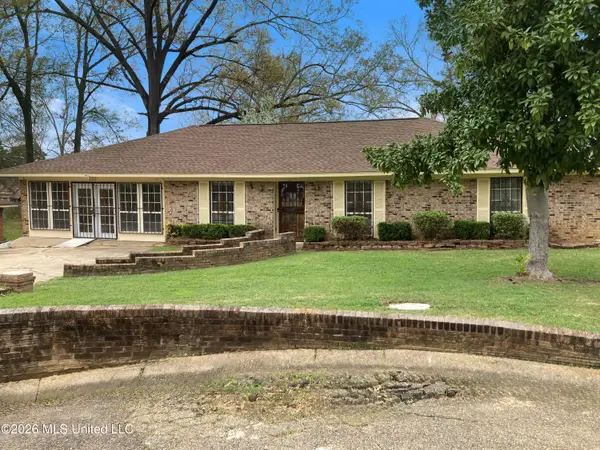 120 Richview Place, Jackson, MS 39206