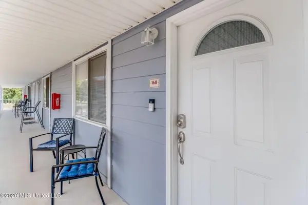 1664 Beach Boulevard, Biloxi, MS 39531