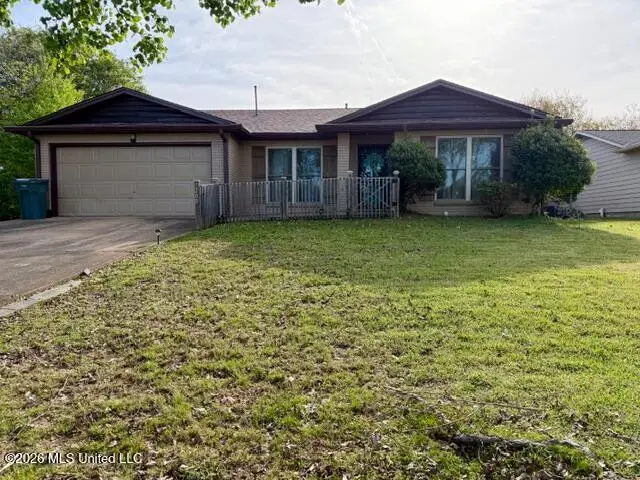 7208 Stonegate Boulevard, Southaven, MS 38671 - #1