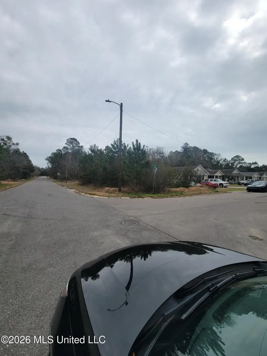 17 34th Avenue, Gulfport, MS 39501 - #3