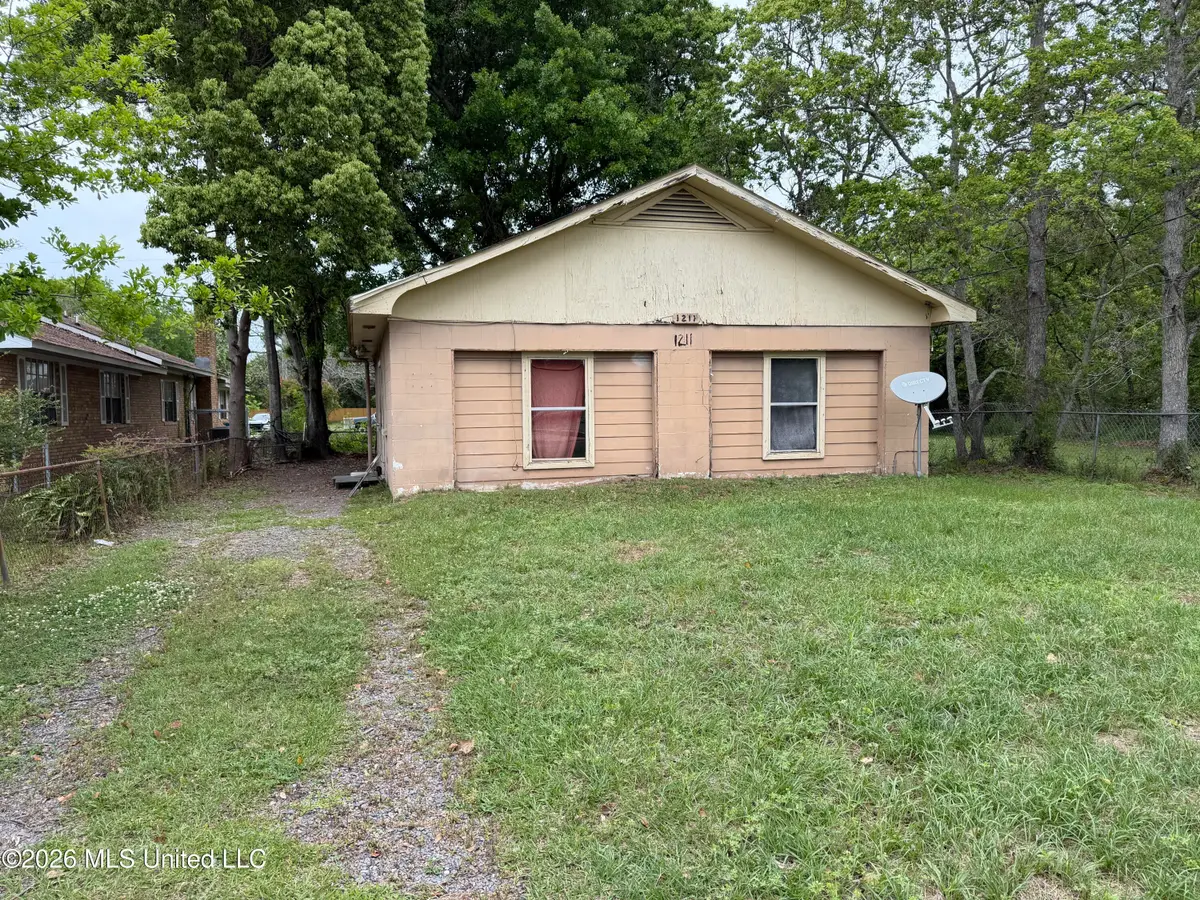 1211 Tucker Avenue, Pascagoula, MS 39567 - #1