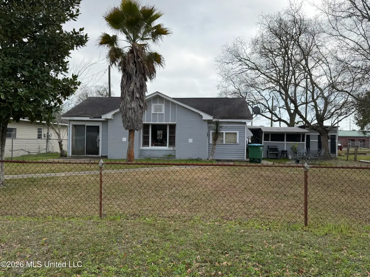 3210 Old Mobile Avenue, Pascagoula, MS 39581 - #1