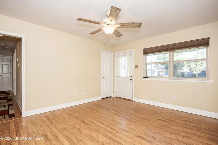 315 Poplar Drive, Ocean Springs, MS 39564 - #3