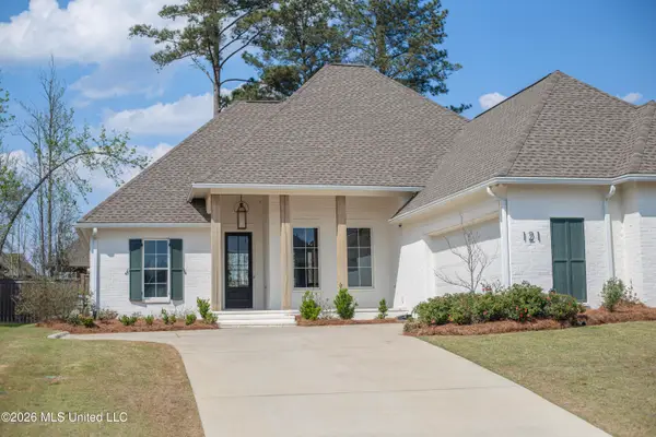121 Herons Bay Circle, Madison, MS 39110