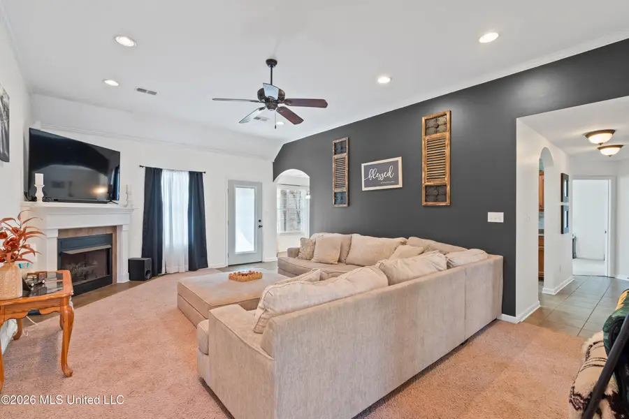 695 Robertson Way, Hernando, MS 38632 - #2