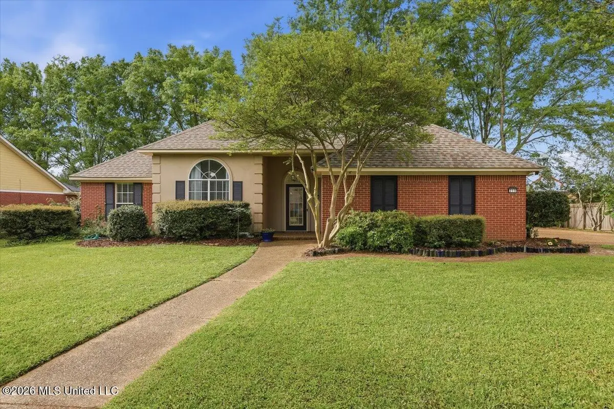 215 Cambridge Drive, Madison, MS 39110 - #1