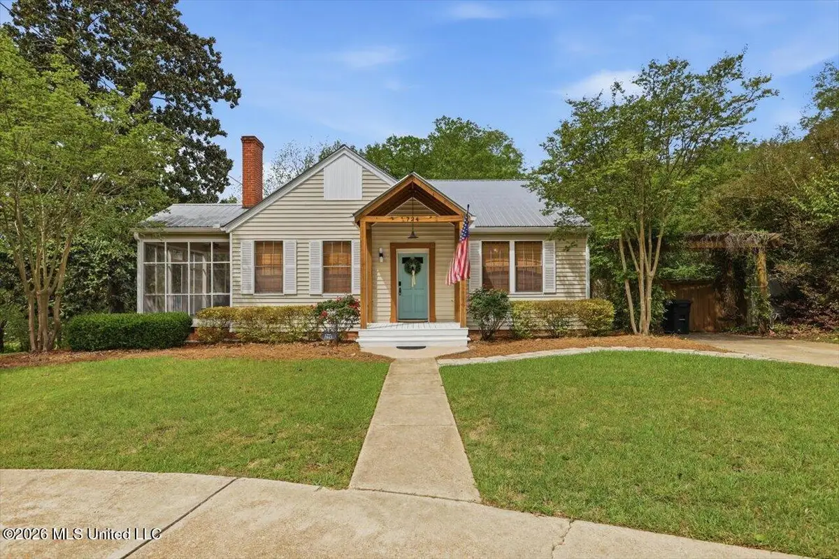 724 S College Street, Brandon, MS 39042 - #1