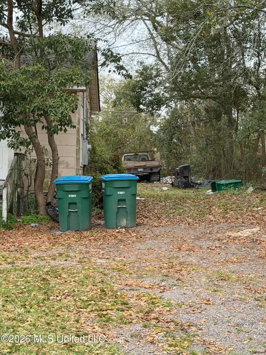 1209 Polk Avenue, Pascagoula, MS 39567 - #2