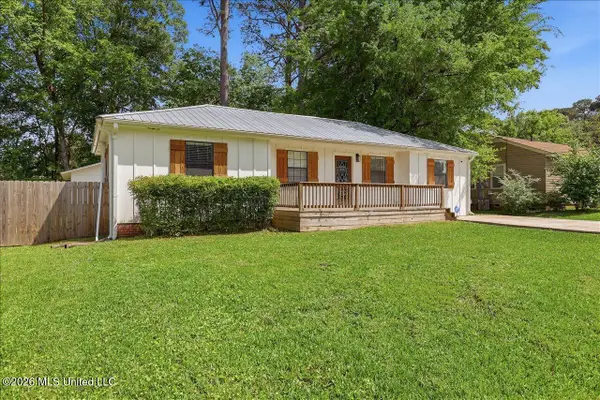 116 Oak Park Drive, Pearl, MS 39208