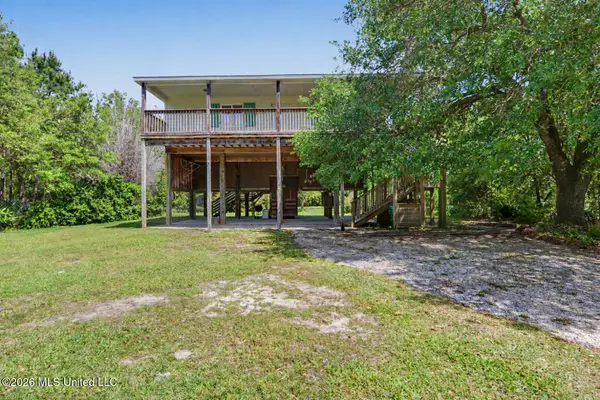 221 Clara Street, Bay Saint Louis, MS 39520