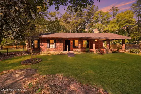 12523 Hudson Krohn, Biloxi, MS 39532