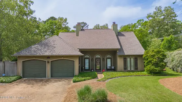 75 Moss Woods Drive, Madison, MS 39110