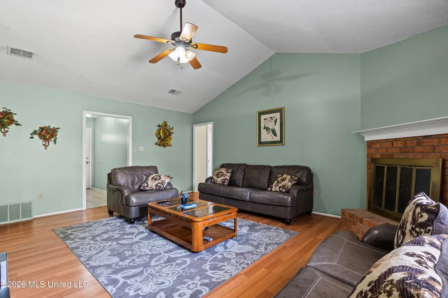 10158 Oak Leaf Drive, Olive Branch, MS 38654 - #3