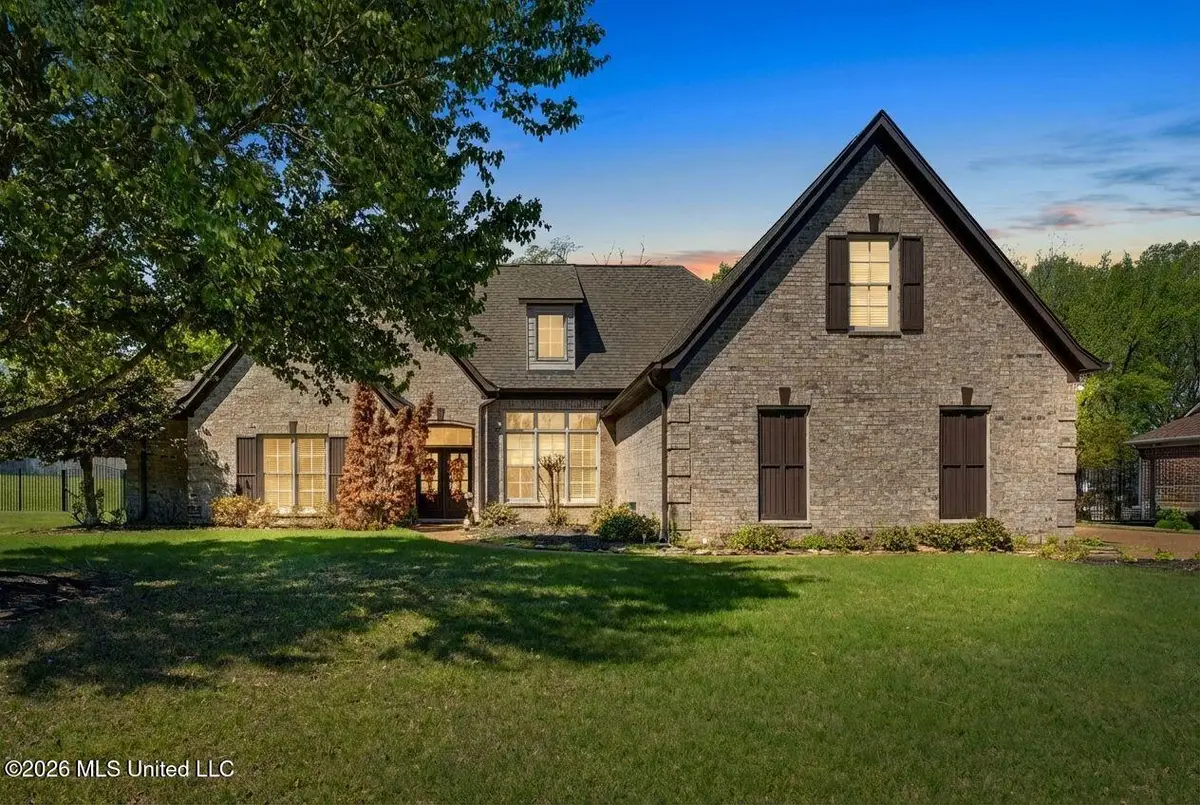 3815 Park Creek Drive, Southaven, MS 38672 - #1