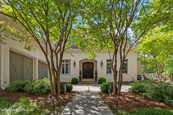 4152 Ridgewood Road, Jackson, MS 39211